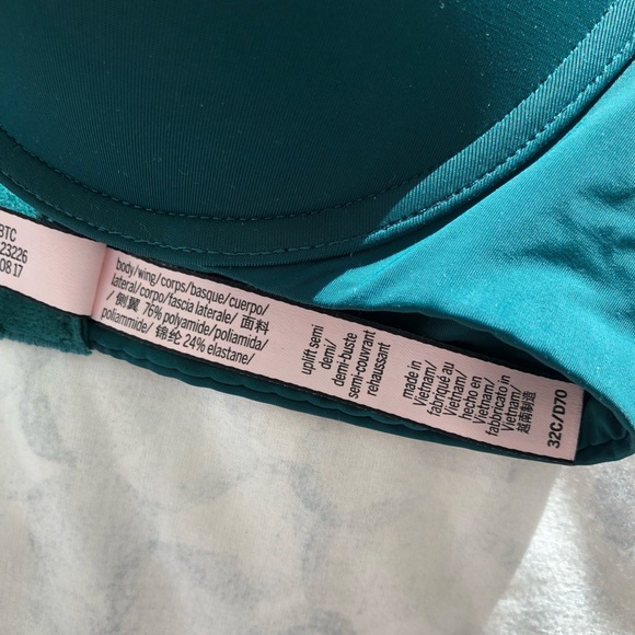 Victoria’s Secret & PINK Bra Set - Picture 7 of 9